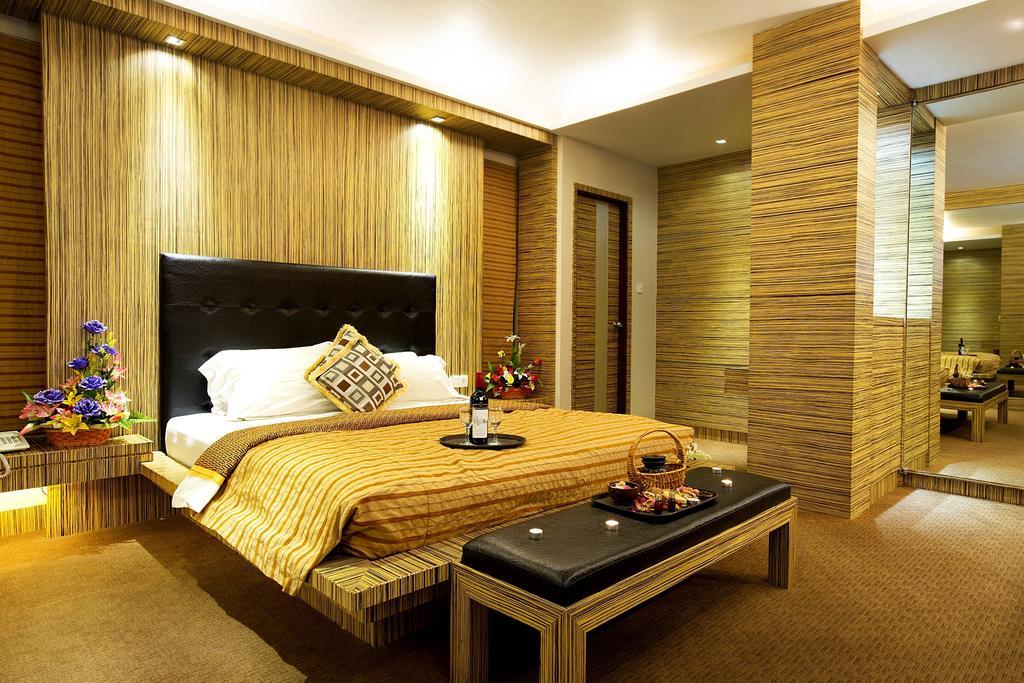 Hotel Maximillian Tanjung Balai Karimun Zewnętrze zdjęcie
